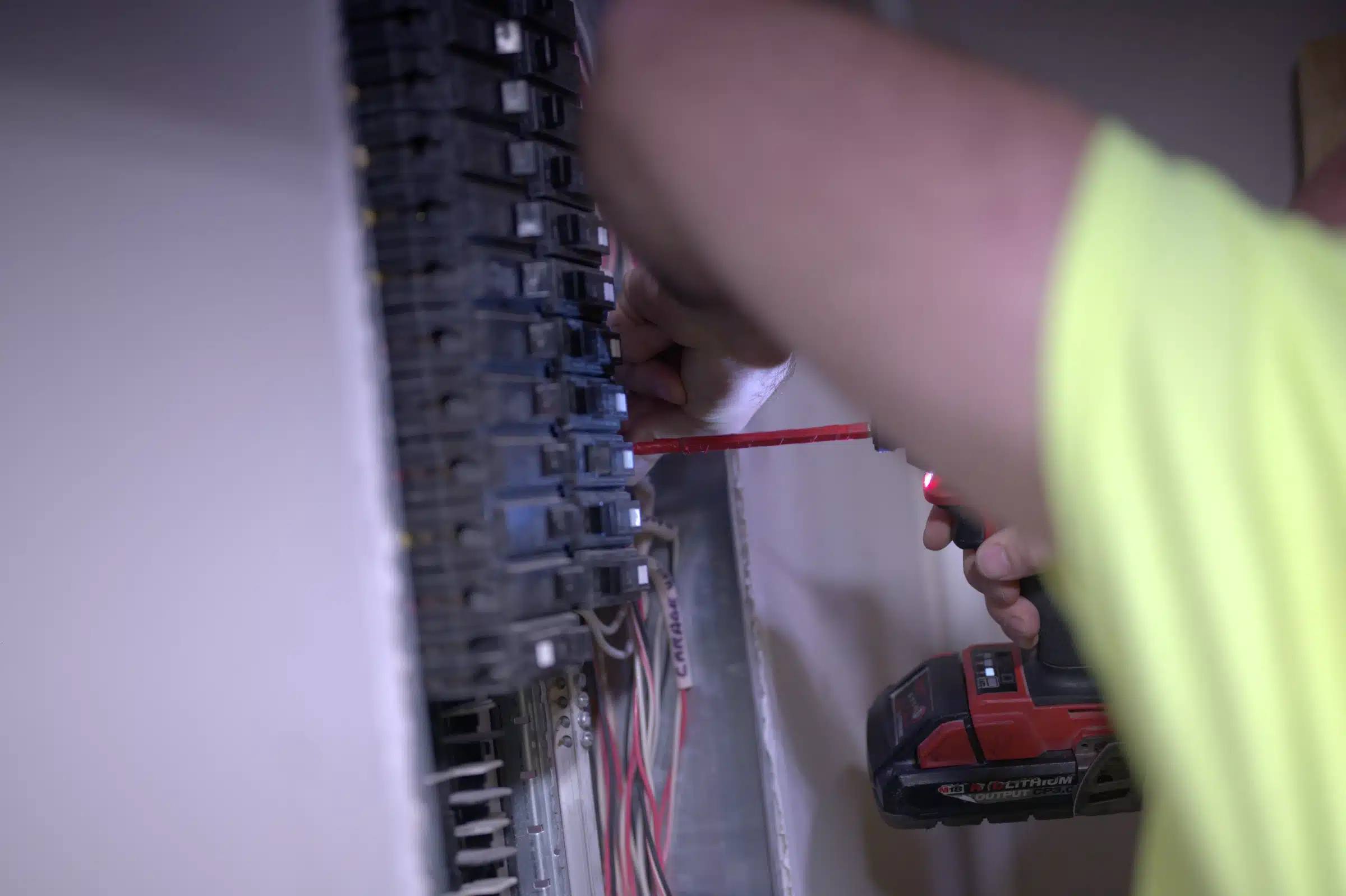 Electrical contractor in Kansas City providing surge protection services